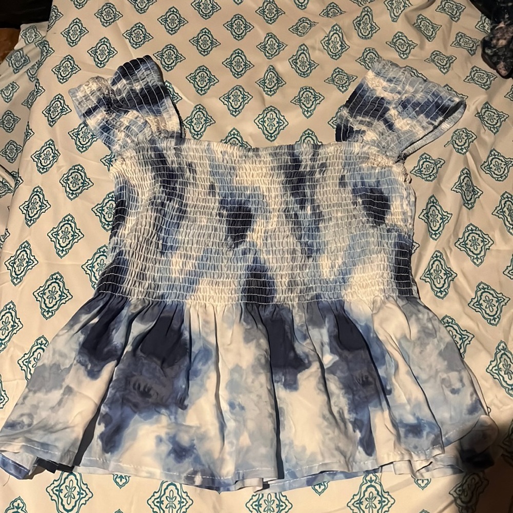 size: L from NY.LA